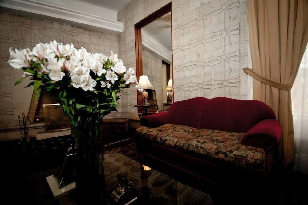 Hotel Basadre Suites Lima Exterior photo